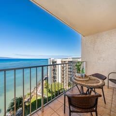Royal Kahana 909