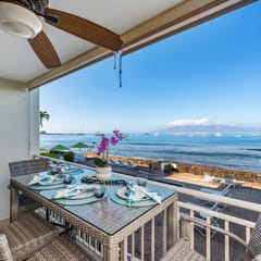 Lahaina Roads 209