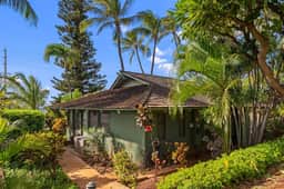 International Colony Club 13 - Image 2