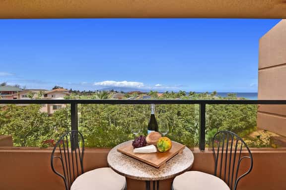 Kahana Villa E601 - Image 1