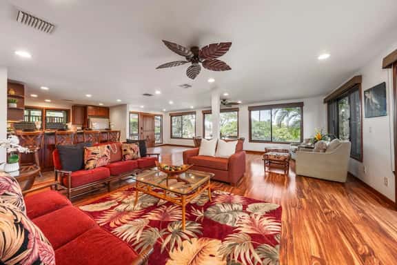 International Colony Club 23 - Image 1