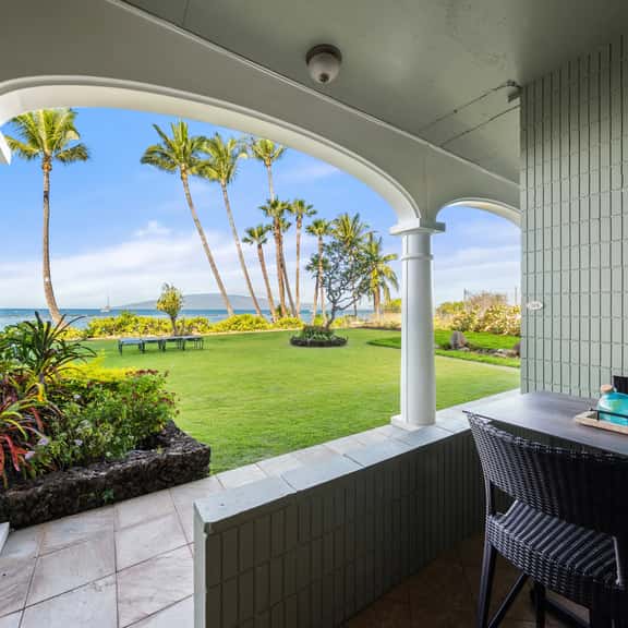 .OFF Lahaina Shores Pool 123 - Image 1