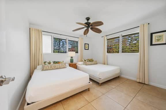 International Colony Club 37 - Image 5
