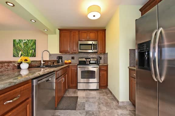 Kahana Villa E601 - Image 2