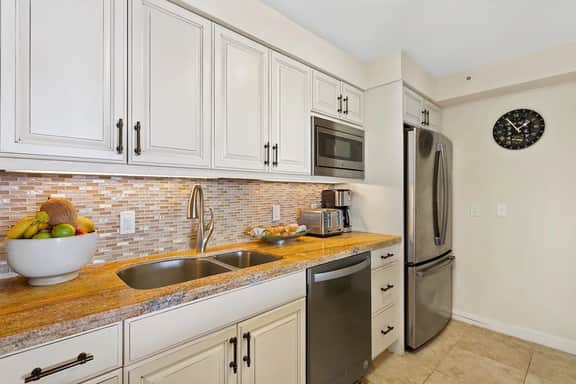 Valley Isle 208 - Image 4