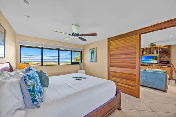 Waiohuli Beach Hale A201 - Image 4