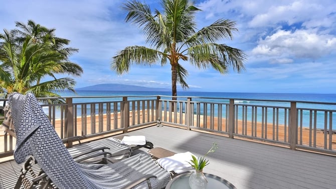 Stunning Maui Beachfront & Oceanfront Vacation Rentals